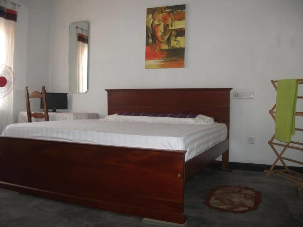 Villa Taprobane Негомбо Екстериор снимка
